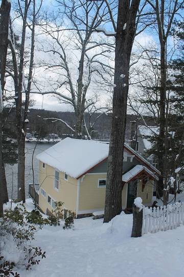 Vacation House for 7 Guests in Connecticut, USA, Picture 4