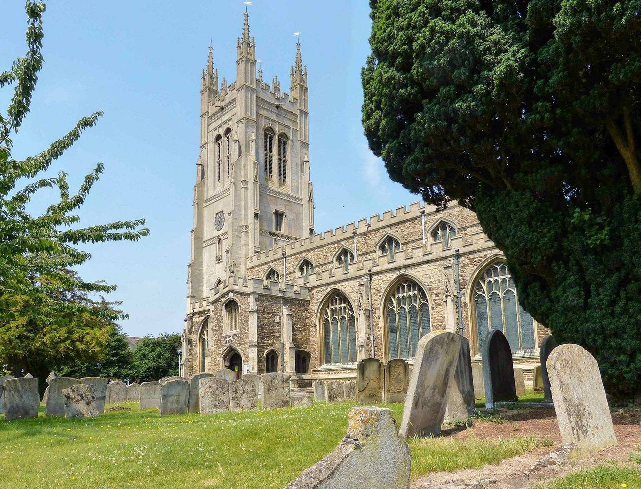 Entire apartment, Marina View Duplex Apt 2 Br Parking St Neots Town Centre in St Neots, Cambridgeshire