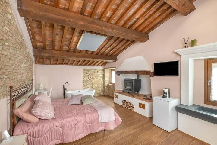 Location de vacances pour 2 personnes, avec jacuzzi dans San Giovanni alla Vena