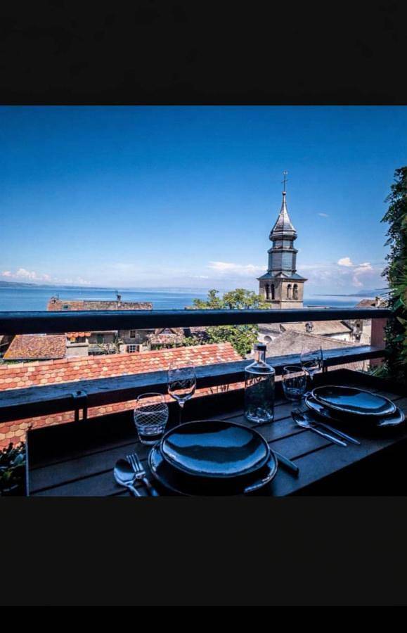 Gîte pour 3 personnes, avec vue ainsi que balcon et vue sur le lac à Yvoire