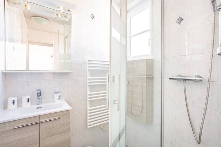 Chambre d’hôte pour 3 personnes, avec jardin sur l' Île de Ré - 4