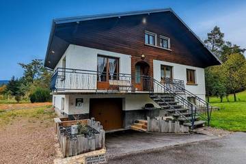 Gîte pour 6 personnes, avec jardin à Vagney