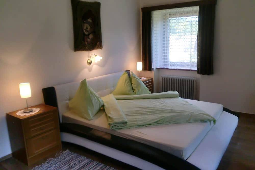 Ganze Wohnung, Stil-Appartement Mit 2 Balkons Und Bergblick in Kreuzeckgruppe, Dellach im Drautal
