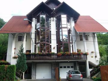 Gîte pour 2 personnes, avec jardin et vue dans Mureș