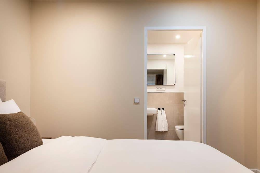 Ganze Wohnung, 152 m ² Design Apart/10 pers./near Alex/children/parking lot in Mitte Berlin, Berlin