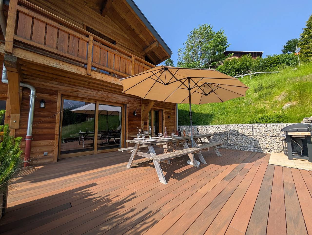 Chalet « Friwi » : Vue Montagne, Terrasse Privée et Wi-Fi in Saint-Jean-de-Sixt, Région d'Annecy