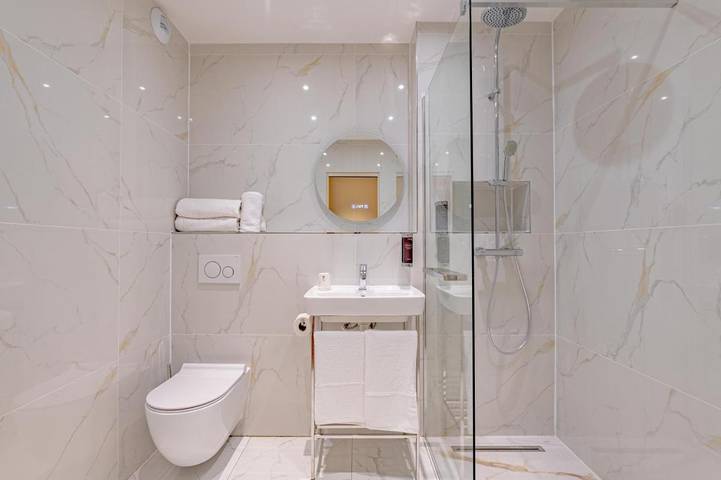 Hôtel pour 4 personnes dans Aéroport d'Orly - 4