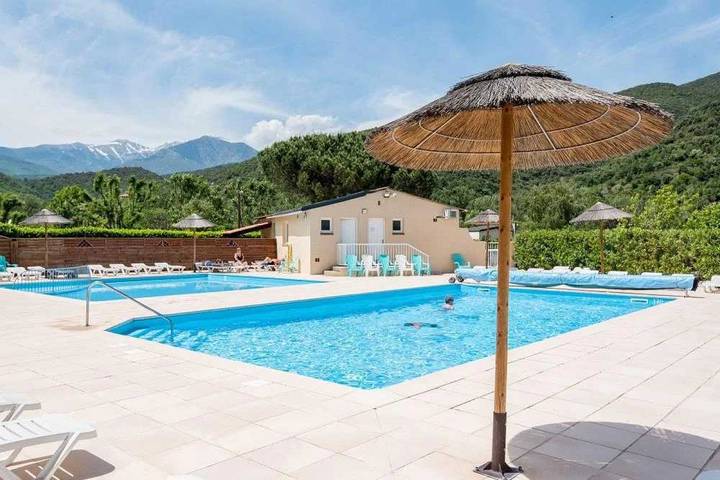 Mobil home pour 4 personnes, avec bassin pour enfant à Arles-sur-Tech - 3