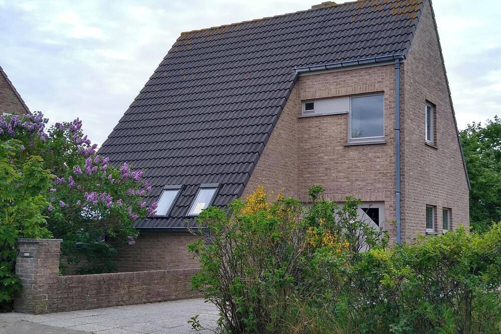 Villa Oostduinkerke,400m zee+duinen,rustig+groen+veel licht,6p+baby,3 slaap+2bad in Oostduinkerke-Bad, Koksijde