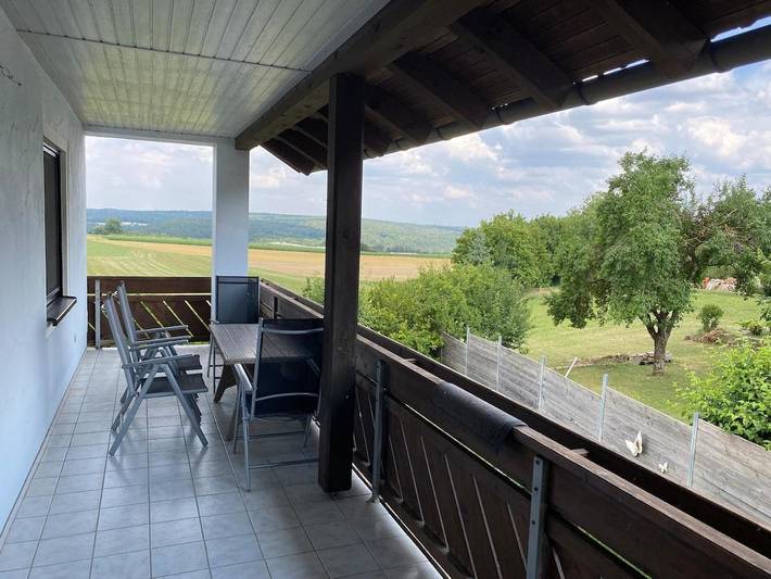 Ferienwohnung für 7 Personen, mit Balkon und Terrasse sowie Garten und Ausblick in Pappenheim