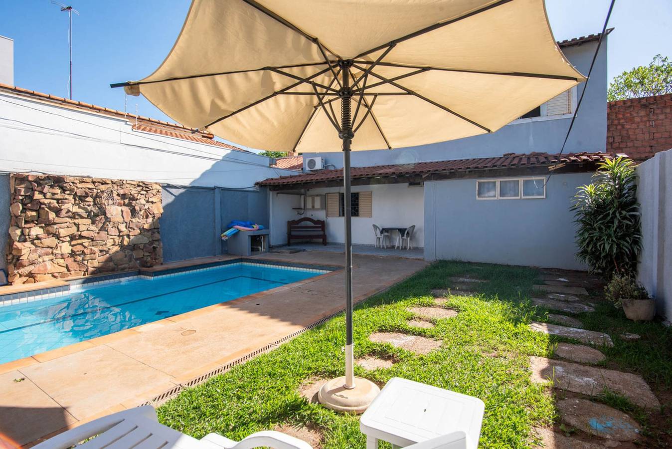 Casa com Piscina e Churrasqueira no Parque Fehr in São Carlos (SP), Estado de São Paulo