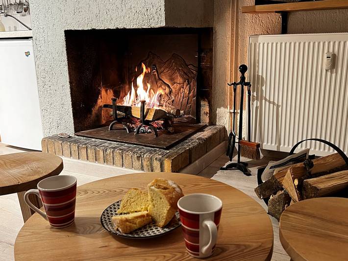 Gîte pour 4 personnes, avec jardin à Campan - 2