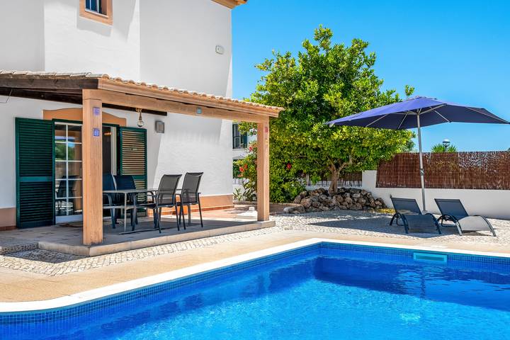 Location de vacances pour 9 personnes, avec terrasse dans Alcantarilha - 4