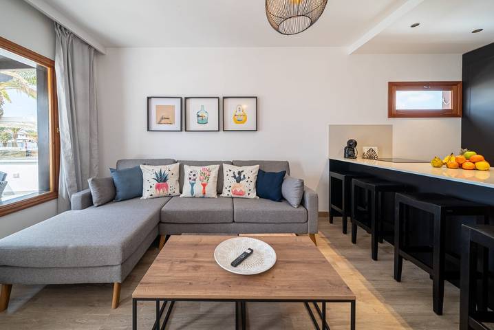 Casa vacanze 'Callao' con vista mare, terrazza privata e Wi-Fi in Playa Honda, San Bartolome