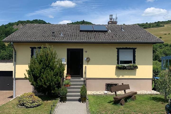 Luxus-Ferienhaus für 6 Personen, mit Terrasse und Garten