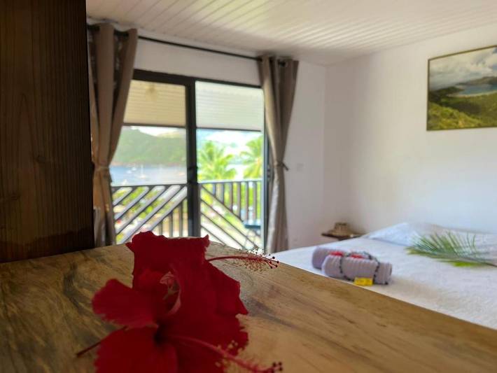 Chambre d’hôte pour 3 personnes, avec vue et jardin dans Taiohae