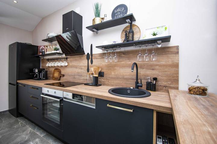 Ferienwohnung für 4 Personen, mit Balkon in Vodice - 2