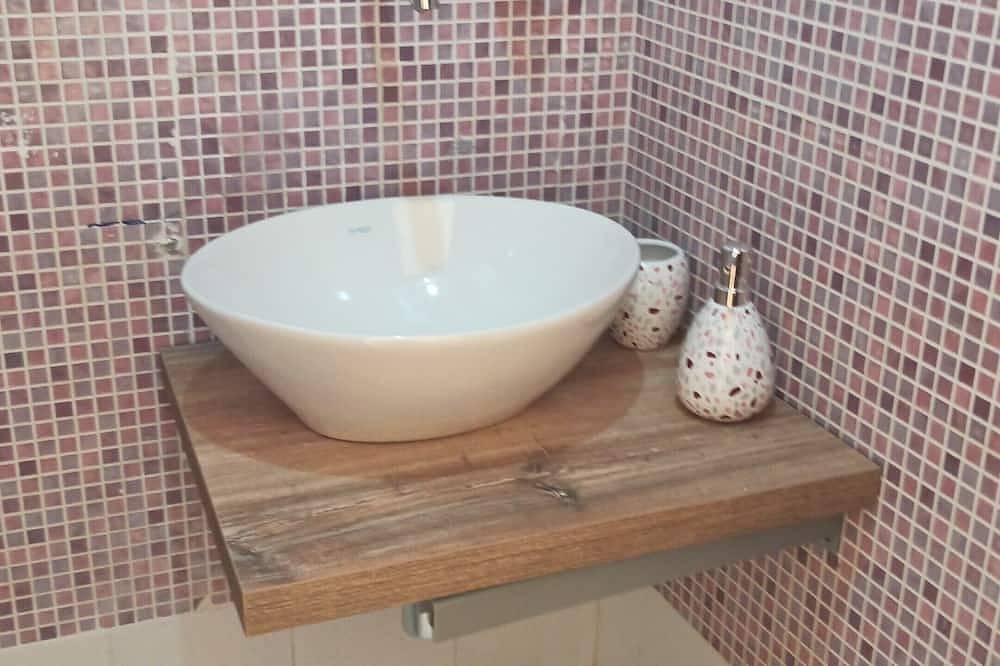 Apartamento entero, Apartment in the center, recently renovated, comfortable and cozy. in Castellammare di Stabia, Provincia de Nápoles