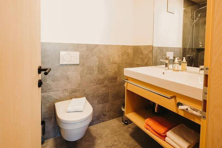 Chambre d’hôte pour 2 personnes, avec Jardin ainsi que Piscine et Sauna à Warth - 3