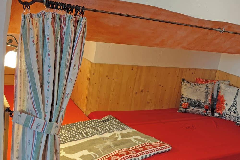 Entire apartment, Leilighet \"Gewölbekeller\" maks. 8 personer ca 73 kvm in Kiefersfelden, Bavarian Alps