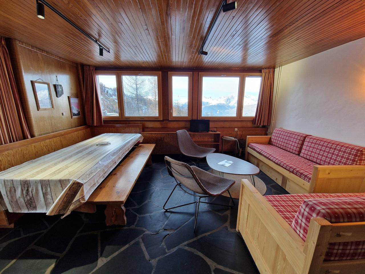 Appartement entier, Appartement spacieux 3 pièces, 8 pers, proche pistes in Plagne Centre, La Plagne-Tarentaise