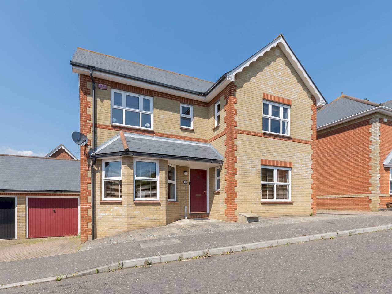 Glamping for 8 People in Basildon, Essex