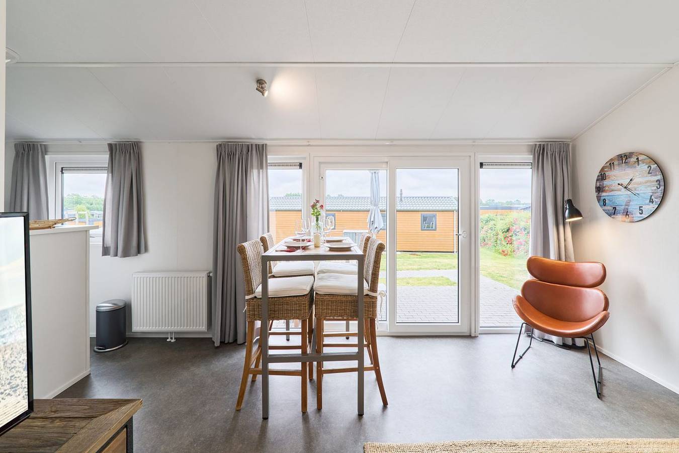 Freistehendes Ferienhaus Seeliebe am See mit Terrasse in Süsel, Ostholstein