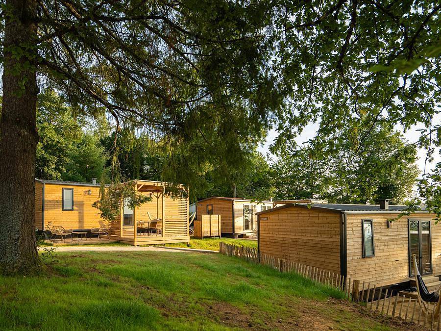 Camping Sunelia - Le Sequoia - Mobilheim 6 personen - Sunelia Luxe 33m² 3 Schlafzimmer - Klimatisiert in Payrac, Quercy