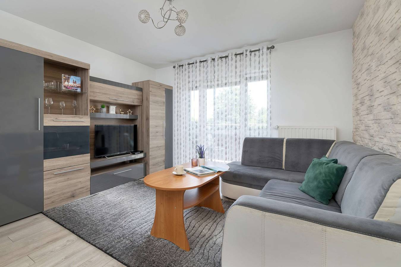 Hel leilighet, Family Apartment in Krakow | Balcony and Playground in Kraków, Lille-Polen