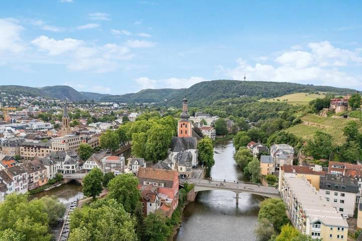 Ferienhaus für 20 Personen, mit Balkon und Terrasse sowie Garten und Seeblick in Wiesbaden - 3