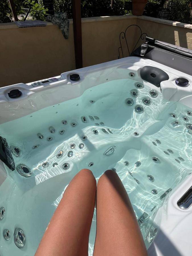 Gîte pour 2 personnes, avec vue et jardin à Casteil - 4