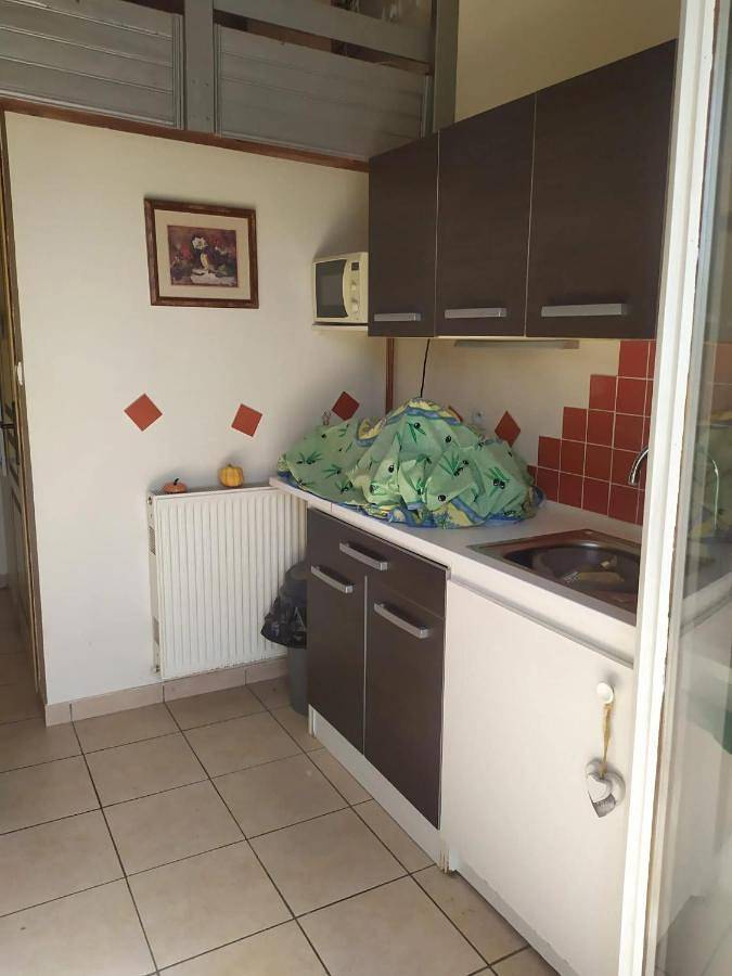 Gîte pour 2 personnes, avec terrasse et jardin, animaux acceptés à Veyras - 2