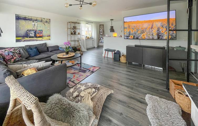 Ferienhaus für 9 Personen mit Pool in Borås, Västergötland