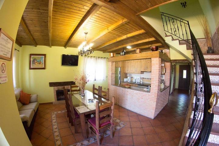 Casa rural para 6 personas, con Terraza y Jardín en Valle del Ambroz - 4