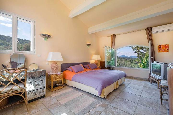 Villa pour 8 personnes, avec Terrasse et Jardin à Gassin - 2