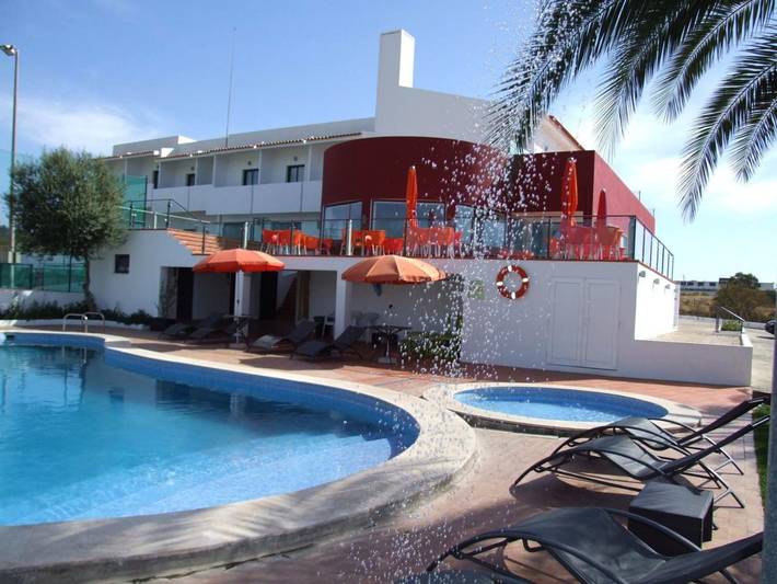 Hotel para 3 pessoas, com Terraço e Jardim e ainda Piscina infantil and Piscina em Évora