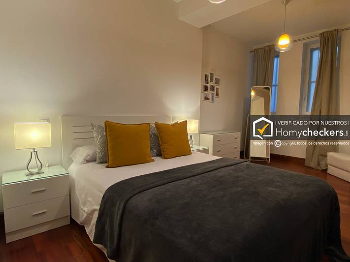 Apartamento entero, Homyat Prior Romo in Centro de Salamanca, Salamanca