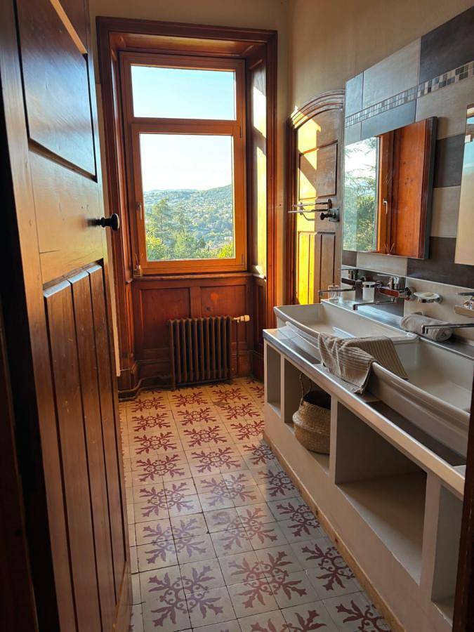 Deluxe Room (2 Adults + 1 Child) in Annonay, Région de Tournon-sur-Rhône