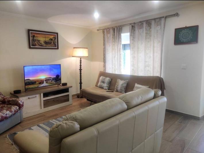 Location de vacances pour 8 personnes, avec terrasse ainsi que piscine et vue dans Almodôvar - 2