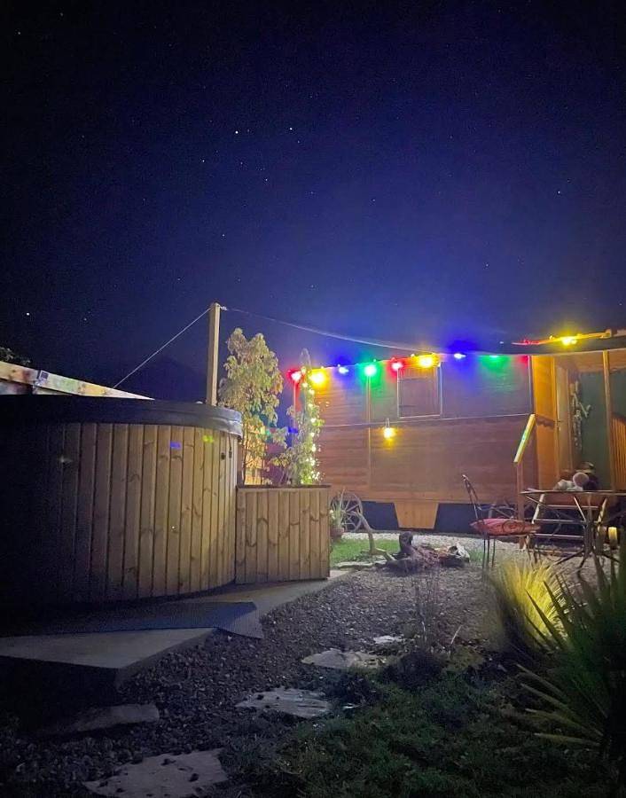 Tente pour 2 personnes, avec jardin et jacuzzi en Charente-Maritime - 4