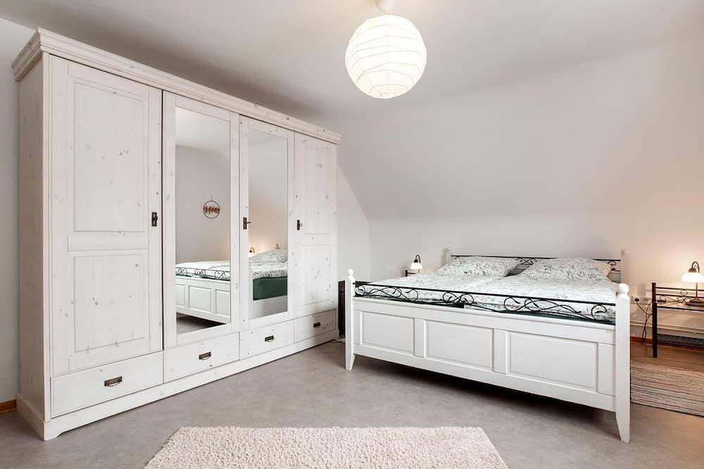 Ganze Wohnung, 8-Bett-Wohnung \"Spatzennest\" - Ferienwohnungen Wengenroth in Westerburg, Westerburg & Umgebung