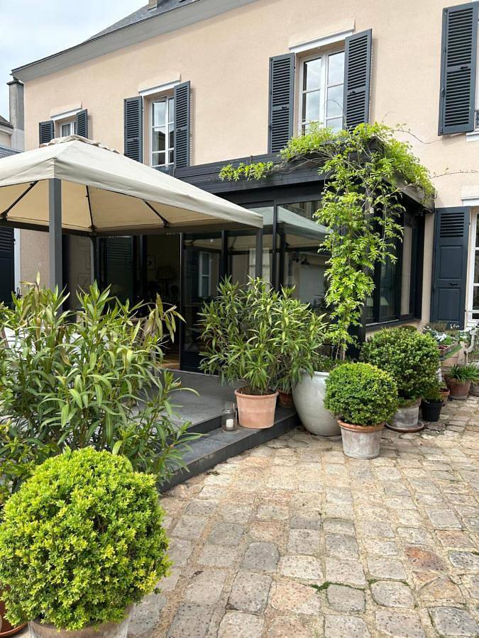 Chambre d’hôte pour 2 personnes, avec Terrasse et Jardin à Chartres