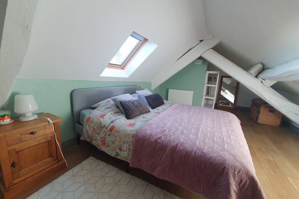 Entire apartment, Duplex apartment classified 2 stars. in Sedan, Ardennes