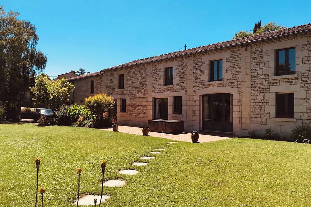 Casa vacanza a Tourtenay a partire da 117€ a notte