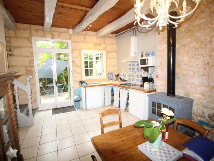 Location de vacances pour 4 personnes, avec jardin, animaux acceptés à Couze-et-Saint-Front