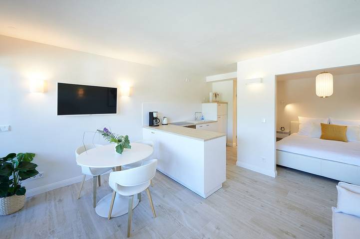 Ganze Ferienwohnung, Ferienwohnung Sonnendeck mit Bergblick - Ferienwohnung Sonnendeck mit Bergblick, 40 qm, Schlafnische in Schwarzbach, Bad Reichenhall