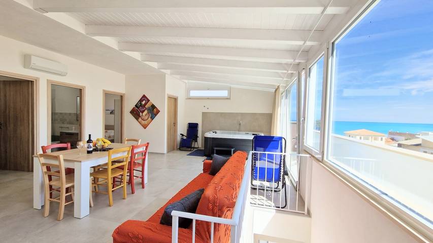 Appartamento per 6 persone, con Balcone e Idromassaggio a Alcamo