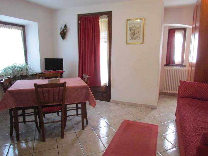 Location de vacances pour 2 personnes, avec jardin dans Fénis - 4