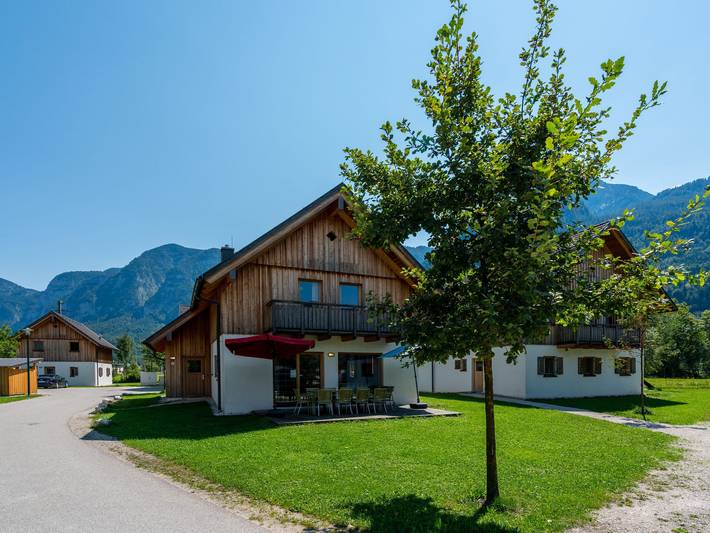 Chalet für 10 Personen, mit Terrasse und Garten sowie Pool und Sauna, mit Haustier im Salzkammergut - 3