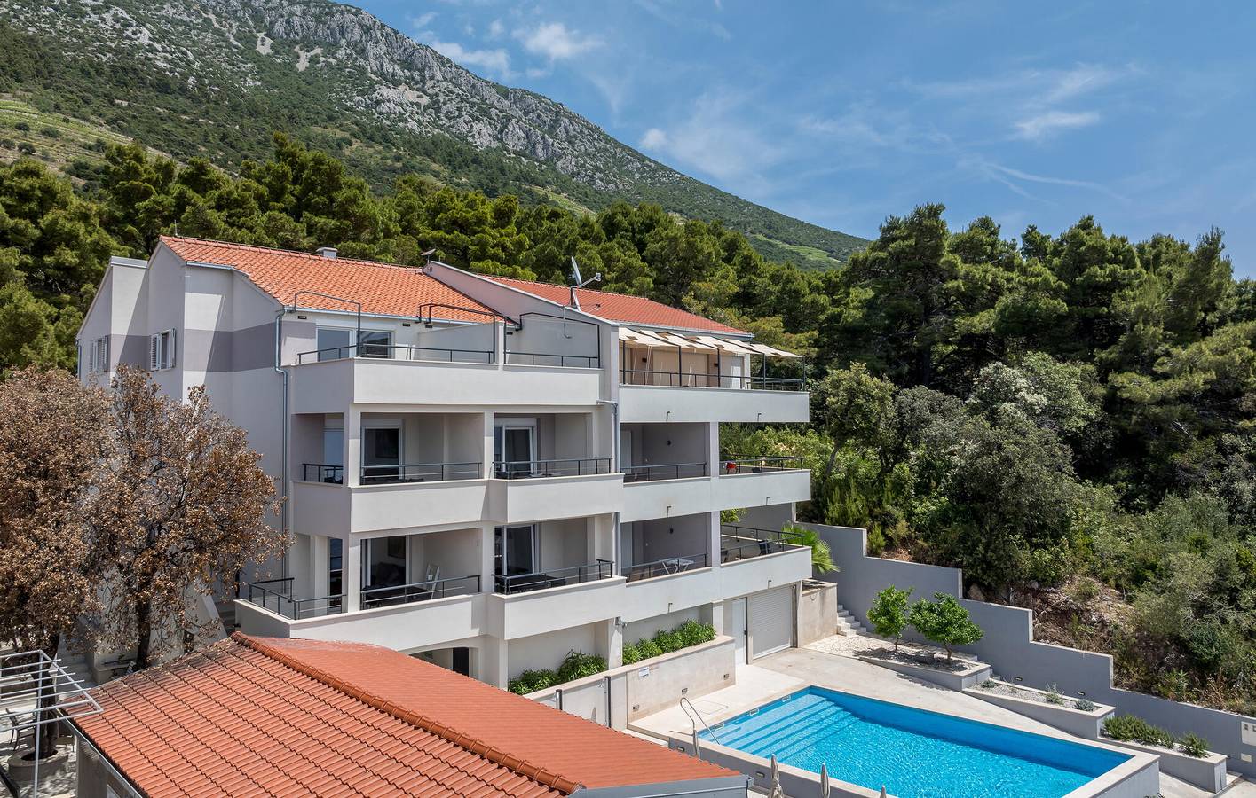 Ganze Ferienwohnung, Urlaub am Meer: 2-Zimmer-Wohnung mit Pool und Terrasse, 100 m vom Strand entfernt in Potomje, Dubrovnik-Neretva